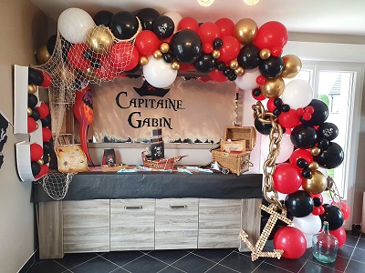 décoration-anniversaire-garçon-pirate-ballons